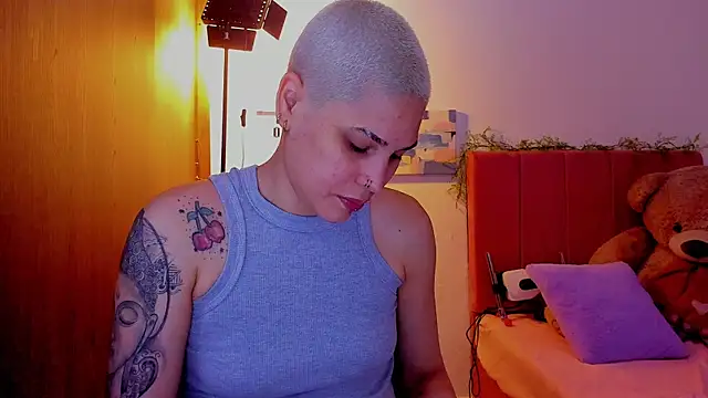 Charlee pink online show from 03.26.26