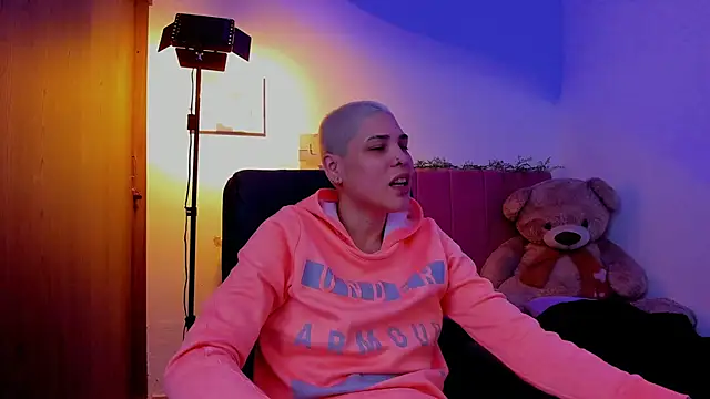 Charlee pink online show from 04.17.26