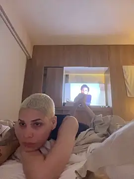 Snapshot of Charlee_pink chatting on 04.27.26 Charlee pink online show from 04.27.26