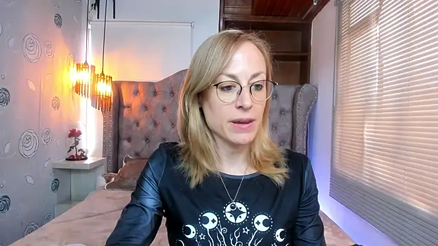 Snapshot of SammySanders chatting on 01.03.25 SammySanders online show from 01.03.25