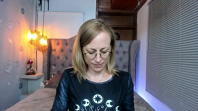 Snapshot of SammySanders chatting on 01.03.25 SammySanders online show from 01.03.25