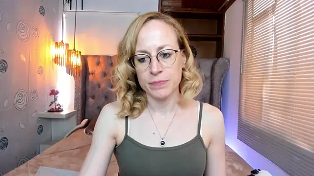 Snapshot of SammySanders chatting on 01.17.25 SammySanders online show from 01.17.25