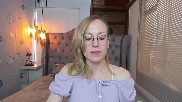 Snapshot of SammySanders chatting on 03.22.25 SammySanders online show from 03.22.25