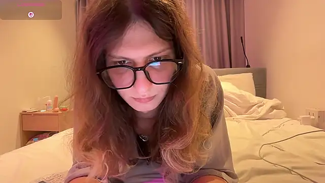Snapshot of Alice_Pinkhead chatting on 07.09.26 Alice Pinkhead online show from 07.09.26