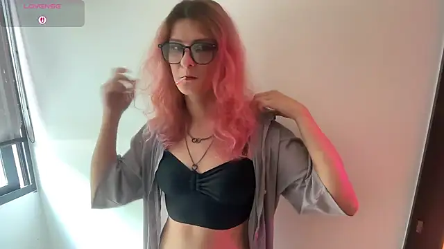 Snapshot of Alice_Pinkhead chatting on 07.17.26 Alice Pinkhead online show from 07.17.26