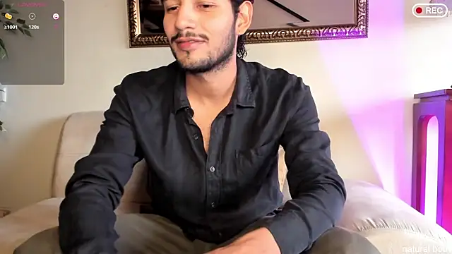 Nicholasrodrii online show from 11.27.25