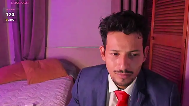 Nicholasrodrii online show from 02.20.26