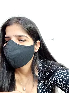 Snapshot of aaliya_bhattt chatting on 12.12.24 aaliya bhattt online show from 12.12.24