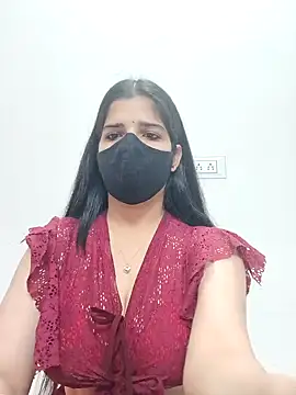 Snapshot of aaliya_bhattt chatting on 12.27.24 aaliya bhattt online show from 12.27.24