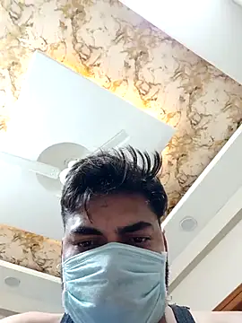 Snapshot of aaliya_bhattt chatting on 02.22.25 aaliya bhattt online show from 02.22.25