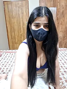 Snapshot of aaliya_bhattt chatting on 07.02.26 aaliya bhattt online show from 07.02.26