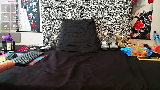 perla mature online show from 02.12.25