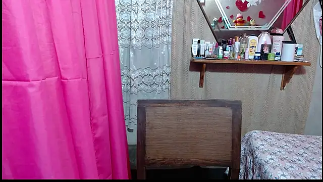 Lunawillis online show from 01.08.26