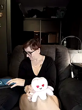 Snapshot of Marie1992PL chatting on 02.08.25 Marie1992PL online show from 02.08.25