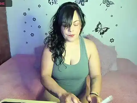 MIA BIANCCO online show from 12.14.24