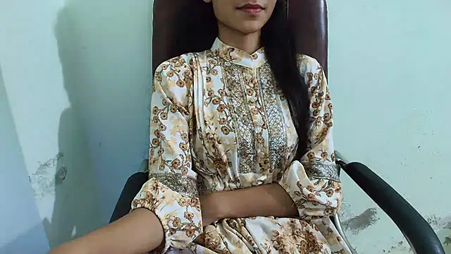 Snapshot of Srabontii chatting on 03.17.25 Srabontii online show from 03.17.25