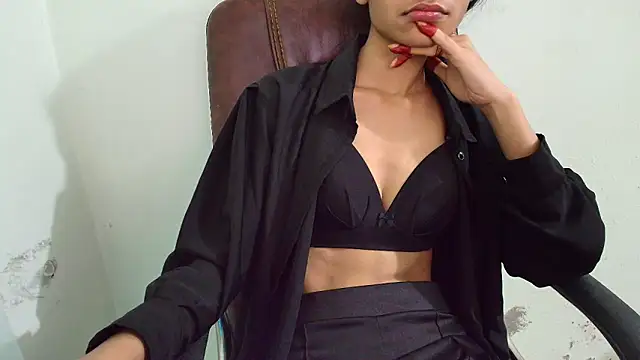 Snapshot of Srabontii chatting on 03.21.25 Srabontii online show from 03.21.25