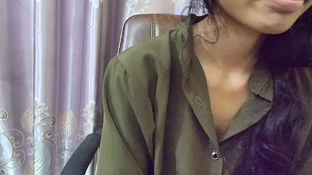 Snapshot of Srabontii chatting on 09.16.25 Srabontii online show from 09.16.25