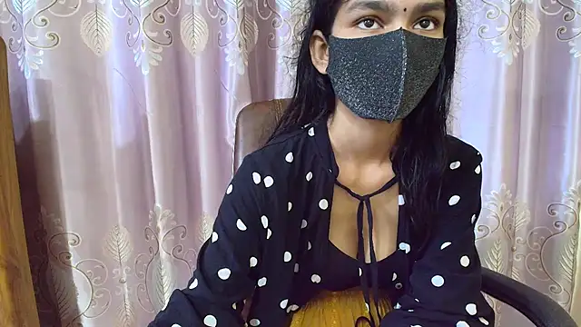 Snapshot of Srabontii chatting on 09.20.25 Srabontii online show from 09.20.25