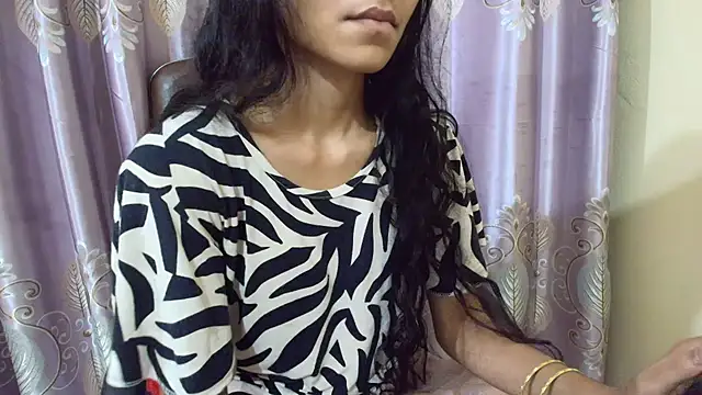 Snapshot of Srabontii chatting on 10.17.25 Srabontii online show from 10.17.25