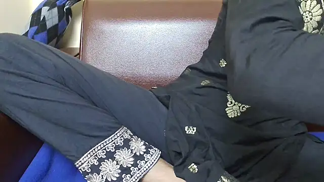 Snapshot of Srabontii chatting on 11.11.25 Srabontii online show from 11.11.25