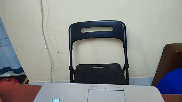 Snapshot of Srabontii chatting on 11.26.25 Srabontii online show from 11.26.25