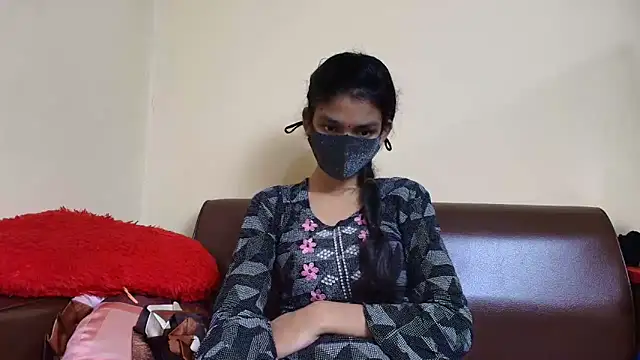 Snapshot of Srabontii chatting on 12.05.25 Srabontii online show from 12.05.25