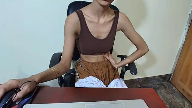 Srabontii online show from 04.04.26