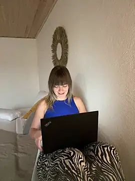 Snapshot of Milla__one chatting on 12.31.24 Milla  one online show from 12.31.24