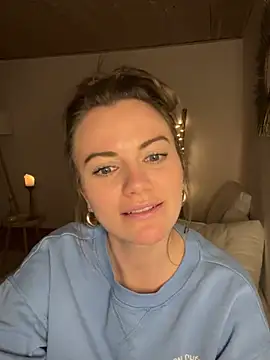 Snapshot of Milla__one chatting on 01.05.25 Milla  one online show from 01.05.25