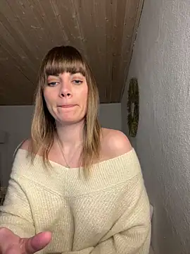 Snapshot of Milla__one chatting on 02.06.25 Milla  one online show from 02.06.25