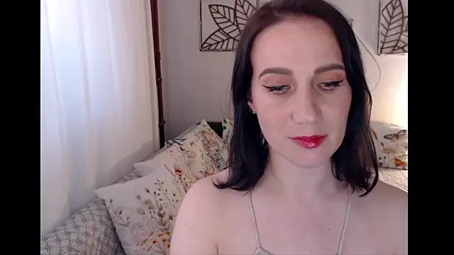 Snapshot of pepper_milf chatting on 05.20.26 pepper milf online show from 05.20.26
