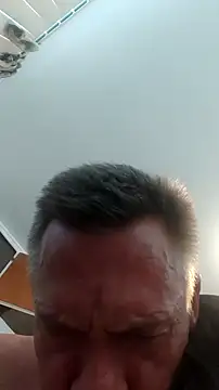 Snapshot of ed44435 chatting on 10.19.25 ed44435 online show from 10.19.25