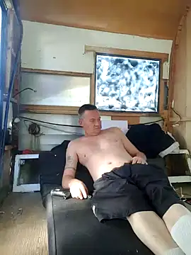 Snapshot of ed44435 chatting on 11.10.25 ed44435 online show from 11.10.25