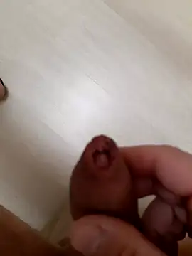 Snapshot of Sperma-V-rotik chatting on 01.05.25 Sperma-V-rotik online show from 01.05.25