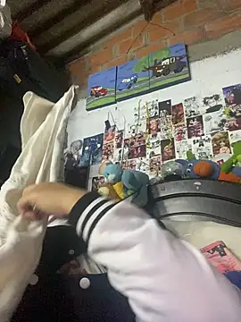 dafne19  online show from 11.18.25