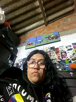 dafne19  online show from 11.22.25