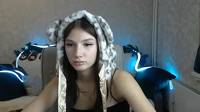 Snapshot of AnaHoney chatting on 01.23.25 AnaHoney online show from 01.23.25