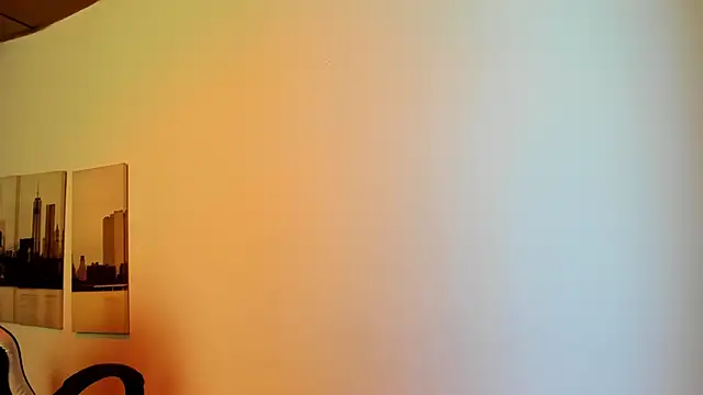 Snapshot of Alaia_Cute chatting on 03.12.25 Alaia Cute online show from 03.12.25