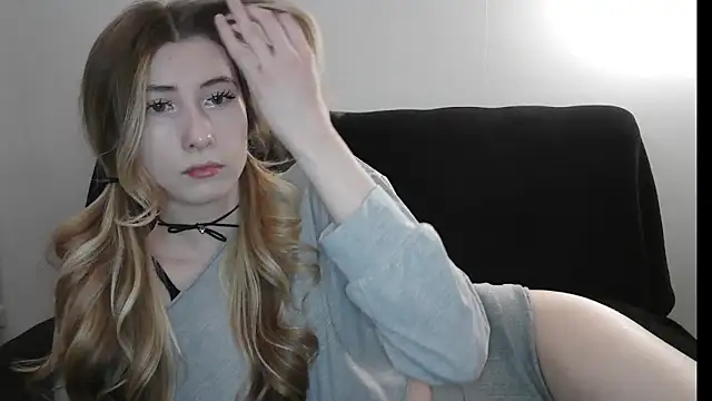 ErikaShyy online show from 04.20.26