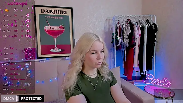 Snapshot of Tasty_booty chatting on 11.26.25 Tasty booty online show from 11.26.25