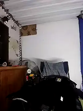 Snapshot of bull_Giant chatting on 12.07.24 bull Giant online show from 12.07.24