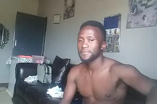 Snapshot of bull_Giant chatting on 12.08.24 bull Giant online show from 12.08.24