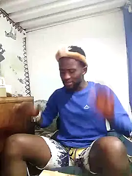 Snapshot of bull_Giant chatting on 12.18.24 bull Giant online show from 12.18.24