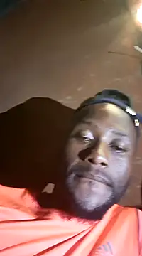 Snapshot of bull_Giant chatting on 12.31.24 bull Giant online show from 12.31.24