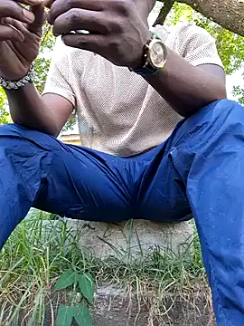 Snapshot of bull_Giant chatting on 01.31.25 bull Giant online show from 01.31.25