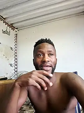 Snapshot of bull_Giant chatting on 02.07.25 bull Giant online show from 02.07.25