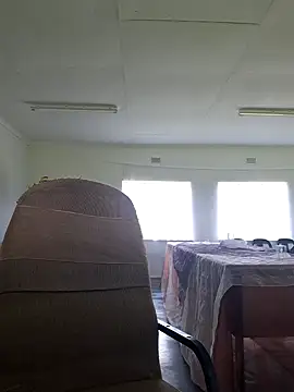 Snapshot of bull_Giant chatting on 02.11.25 bull Giant online show from 02.11.25