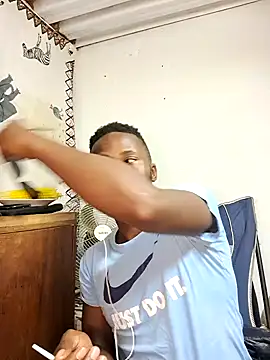 Snapshot of bull_Giant chatting on 02.14.25 bull Giant online show from 02.14.25