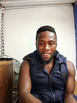 Snapshot of bull_Giant chatting on 02.23.25 bull Giant online show from 02.23.25